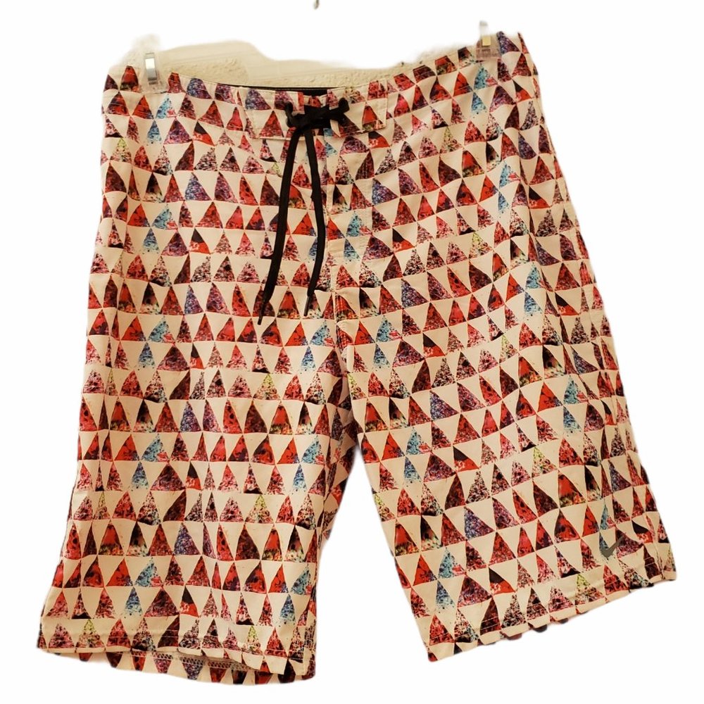 Nike Mens Board Shorts Size 32 Multicolor